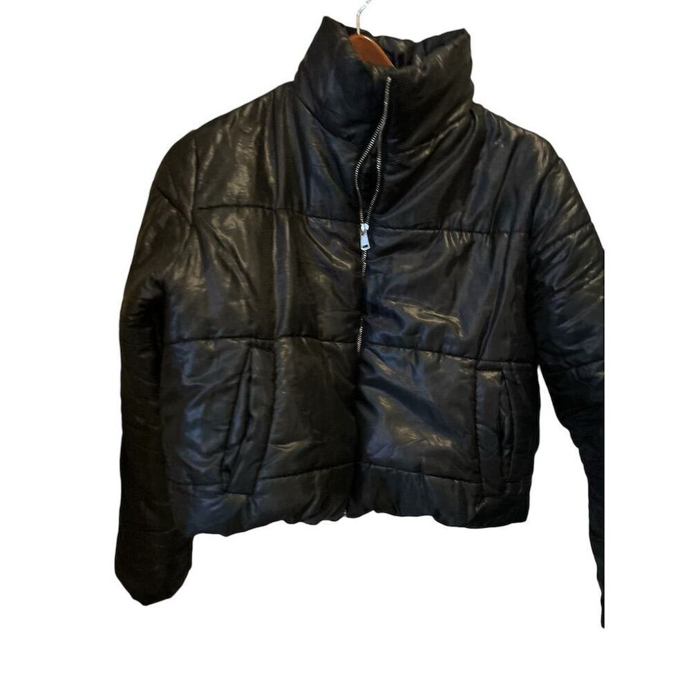 Rising Women's Black Cropped Puffer Jacket Size L High Neck‎ Quilted